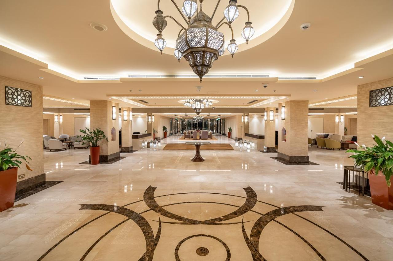 Globalstay At Palm Jumeirah Beachfront Paradise With Pool And Gym Dubai Bagian luar foto