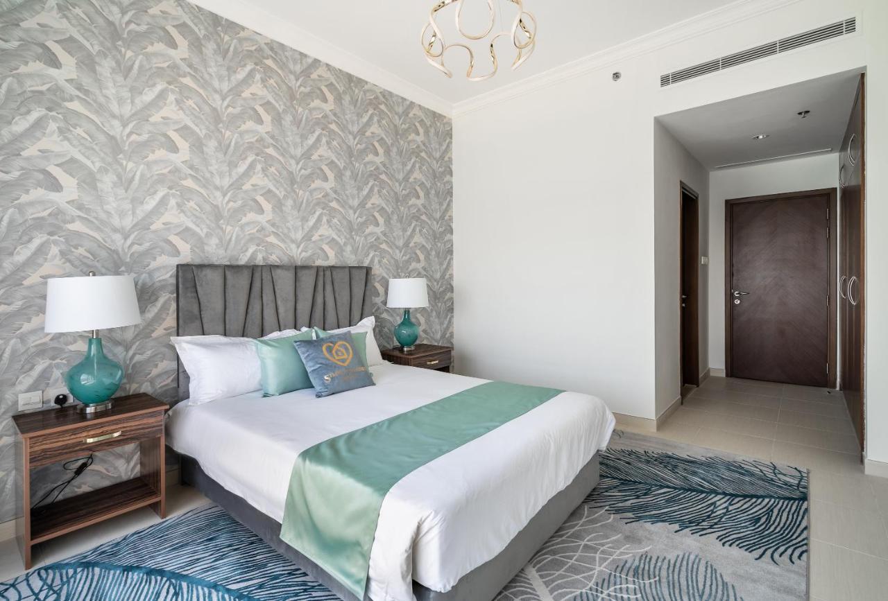 Globalstay At Palm Jumeirah Beachfront Paradise With Pool And Gym Dubai Bagian luar foto
